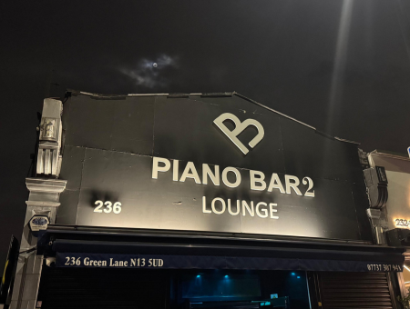 piano bar 2 london